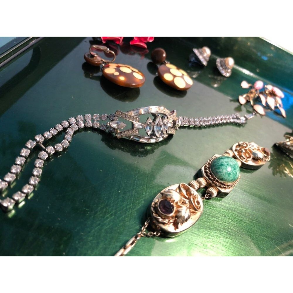 Jewelry Lot - Picture 2 of 6